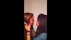 best of Three kiss lesbian