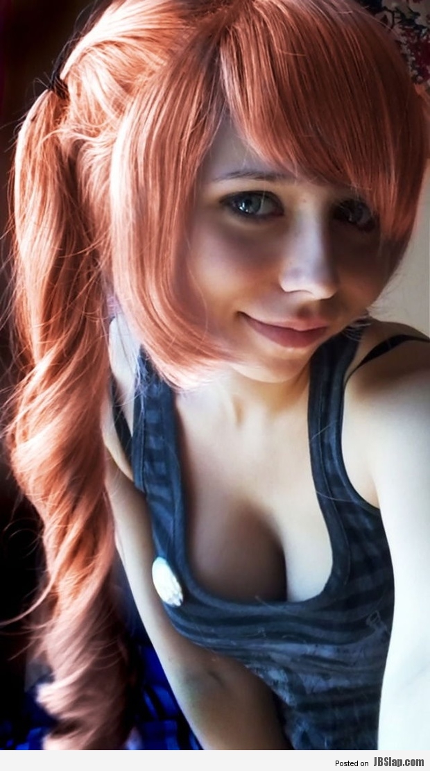 Webcam cute redhead girl with