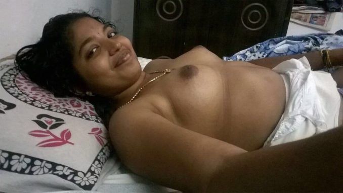 Desi wife nude showing indian tits