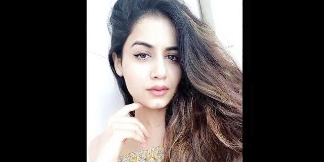Buzz recomended indian pretty girl fucking penis