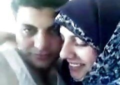 Arab Isis Teen in White Hijab Squirt On Webcam