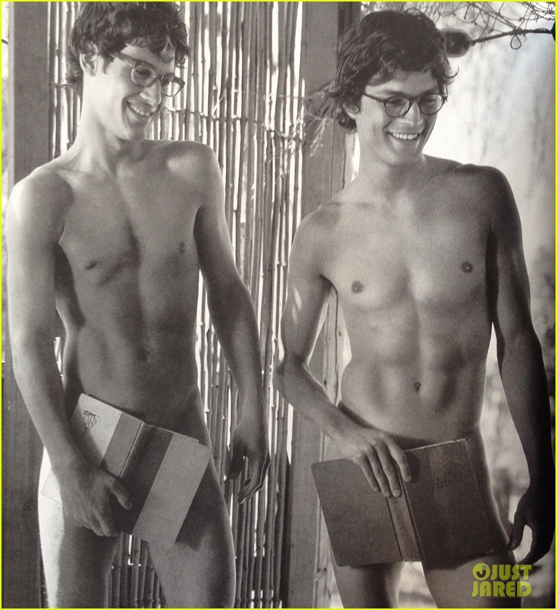 best of Nude gay Abercrombie