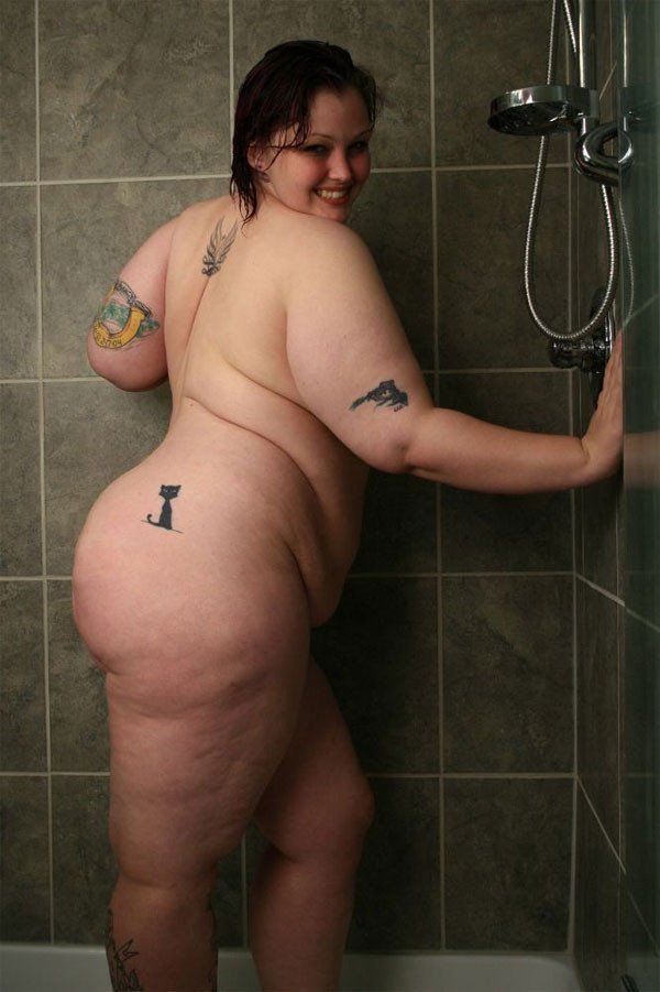 Thick girl in shower naked