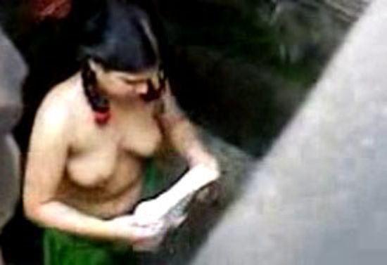 Hidden nude photo of indian girl