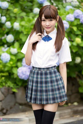Jessica R. reccomend Girl high in pantie school uniform