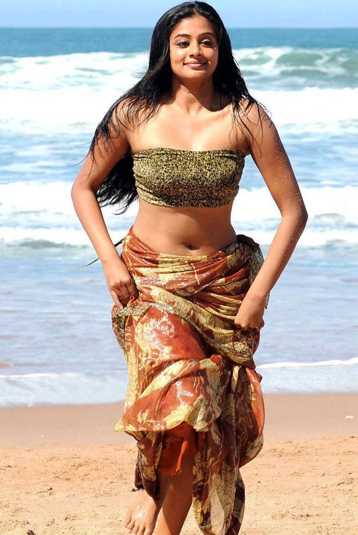 best of Nude actress Priyamani hot
